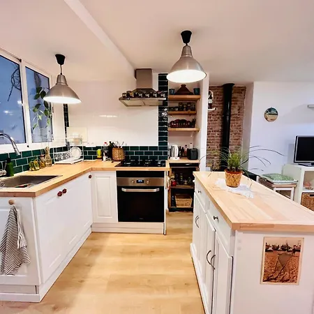 La Bruixota Del Castell Apartment Altafulla